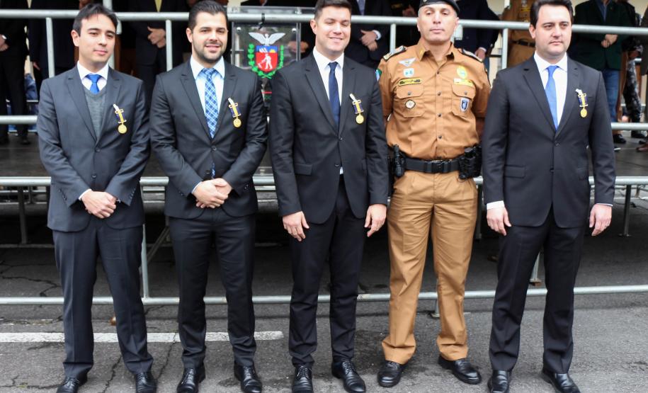 Governador autoriza concurso de 2,4 mil vagas para a Polícia Militar durante solenidade em Curitiba