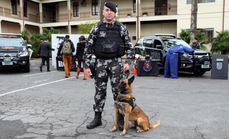 Governador autoriza concurso de 2,4 mil vagas para a Polícia Militar durante solenidade em Curitiba