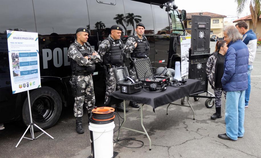 Governador autoriza concurso de 2,4 mil vagas para a Polícia Militar durante solenidade em Curitiba