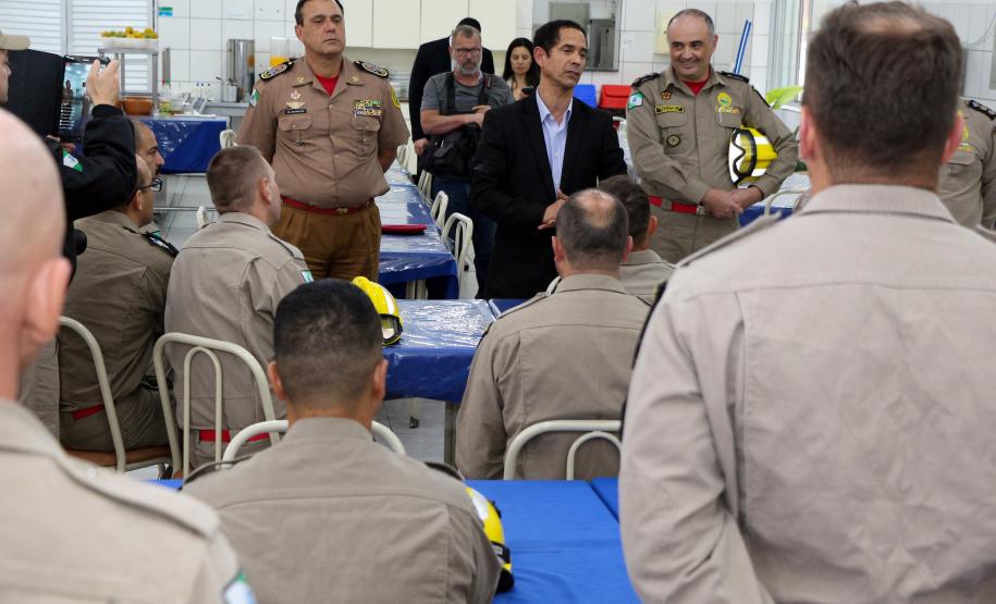 Corpo de Bombeiros envia tropa ao Pará para ajudar no combate aos focos de incêndios na Região Amazônica