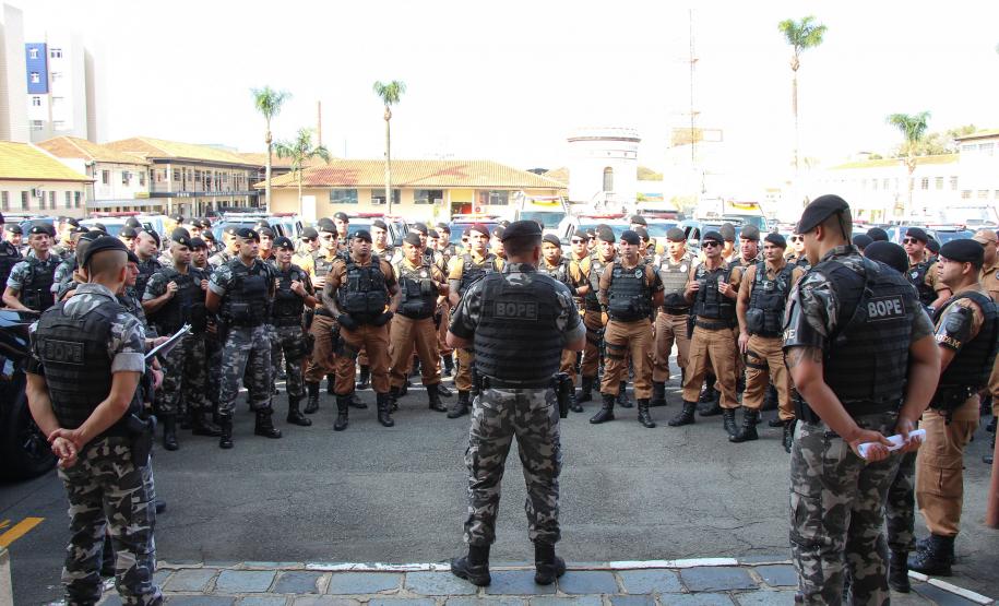 PM faz operação em regiões estratégicas da Capital com equipes do BOPE e ROTAMs