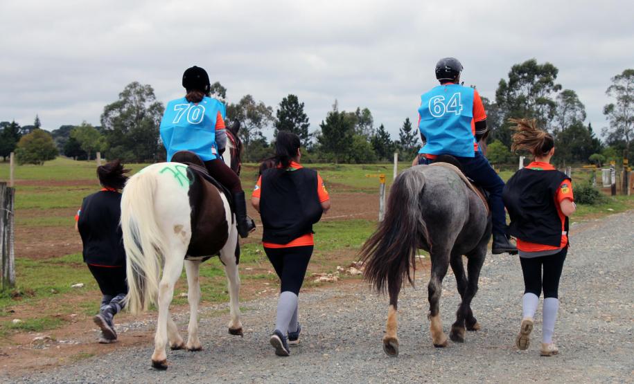 Regimento de Polícia Montada (RPMon) sedia o 2º Campeonato Paranaense de Paraenduro, no Haras da PM em Pinhais