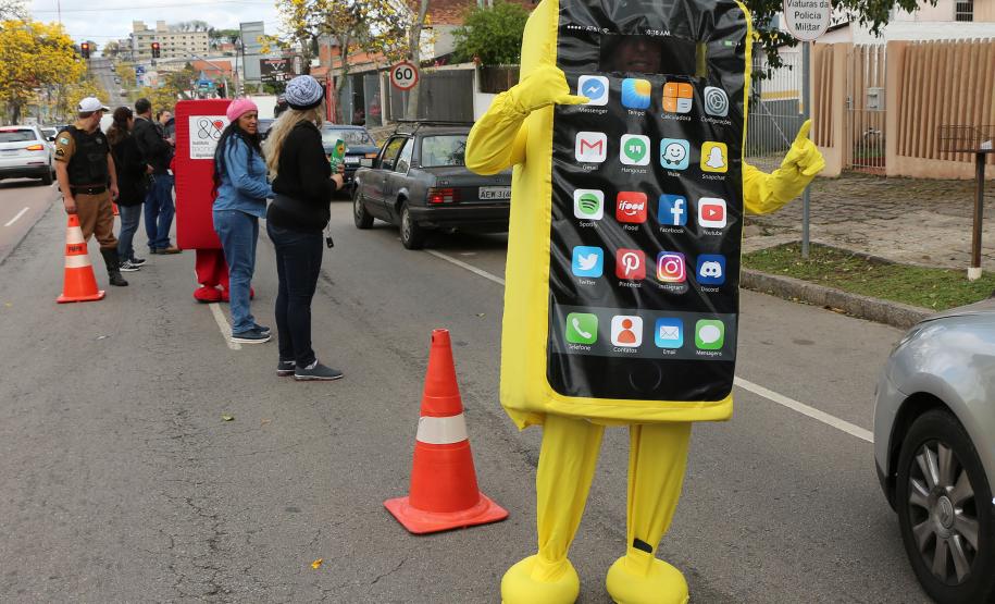 Blitz Educativa do BPTran leva conscientização e informação para motoristas na Capital