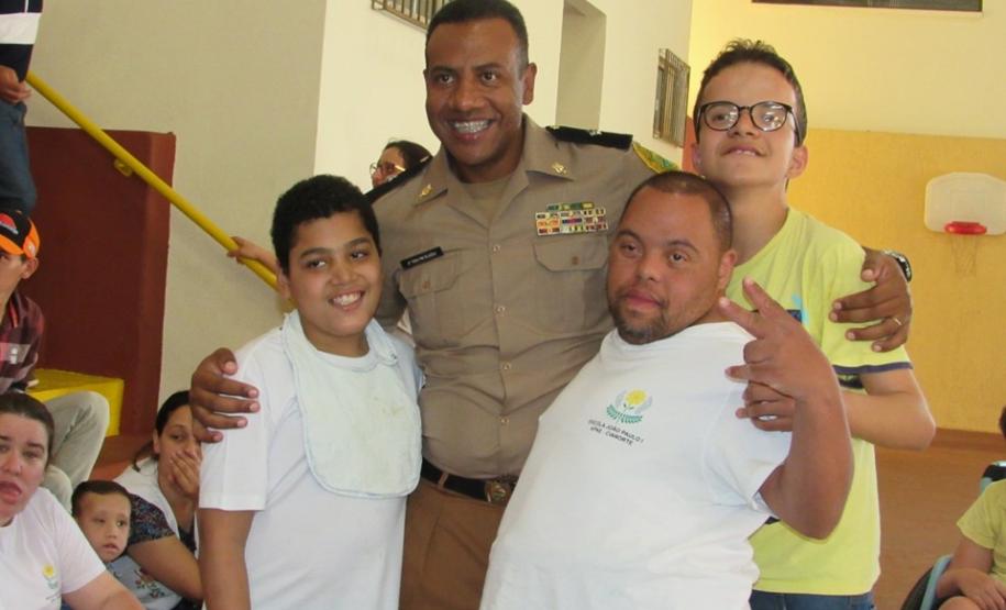 Cianorte (PR) recebe o concerto da Banda de Música da PM com homenagens e solidariedade