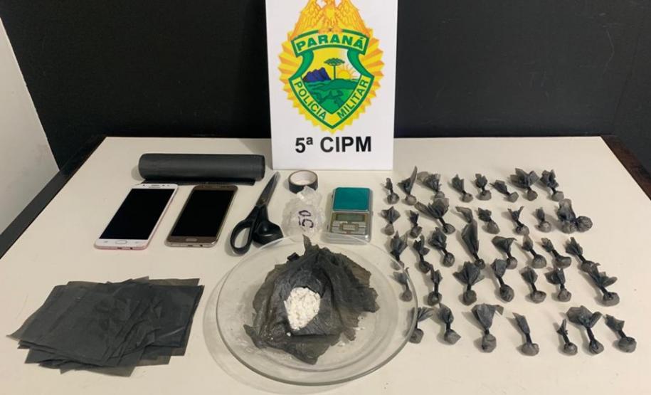 Dupla é presa pela PM em Cianorte (PR) após denúncia de tráfico de drogas