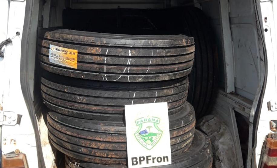 Homem é encaminhados duas vezes no mesmo dia pelo BPFron por contrabando de pneus em Foz do Iguaçu (PR)