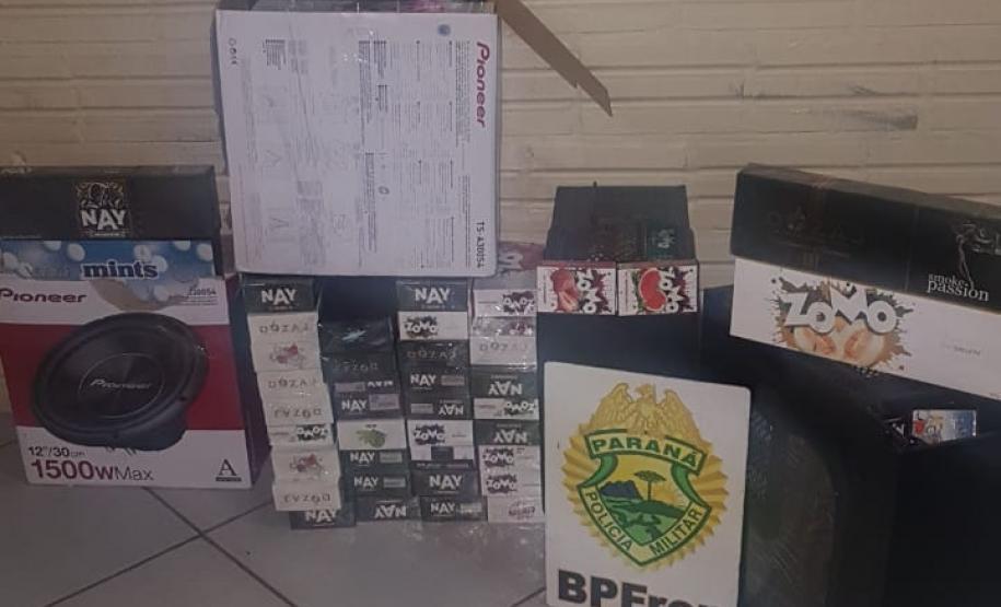 Mulher tenta esconder essência de naguilé em caixas de som e computador, mas acaba presa pela PM no Oeste do estado