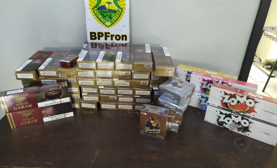 BPFron apreende mais de três quilos de cocaína e cigarros contrabandeados em abordagens distintas no Oeste do estado