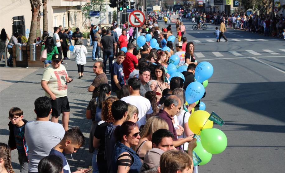 PM é representada em desfile de abertura da Semana da Pátria em São José dos Pinhais