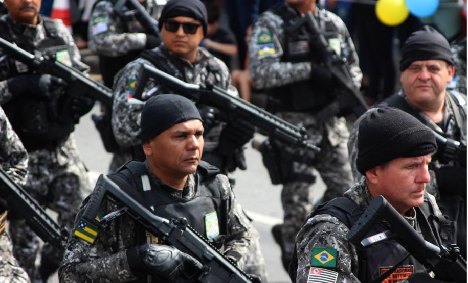 PM é representada em desfile de abertura da Semana da Pátria em São José dos Pinhais