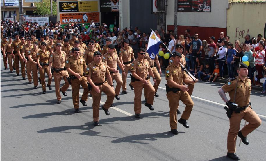 PM é representada em desfile de abertura da Semana da Pátria em São José dos Pinhais