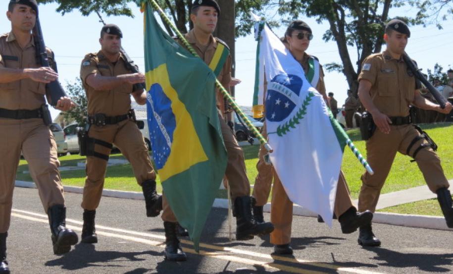 Evento alusivo ao 42º aniversário do 10º BPM reúne ex-comandantes da unidade em sua sede, em Apucarana (PR)