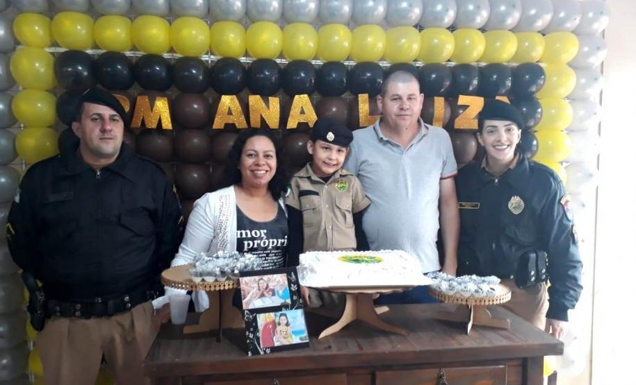 PM realizada festa surpresa para menina de 5 anos, em Pato Branco (PR)