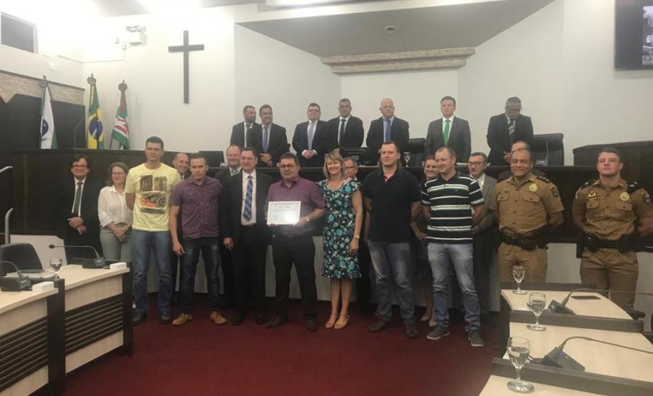 Policiais militares são homenageados na Câmara Municipal de Toledo (PR)