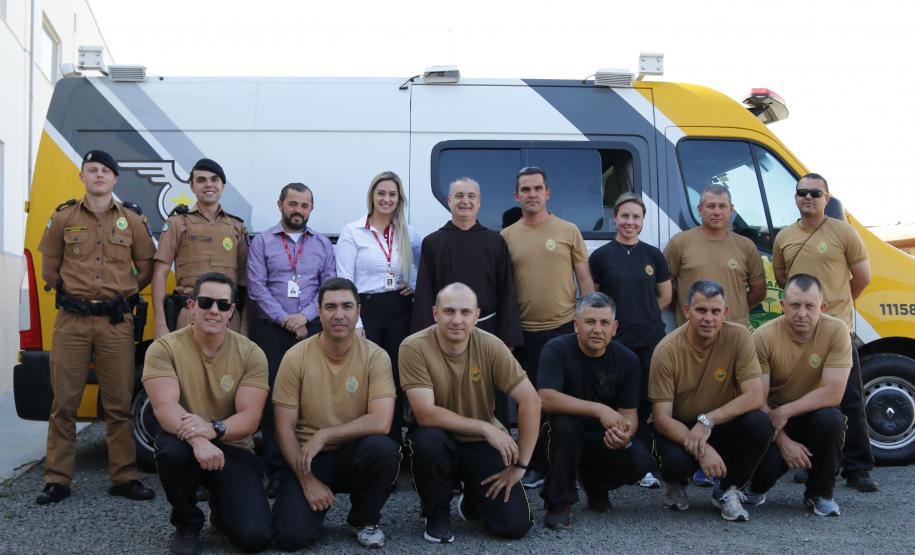 Em Ponta Grossa (PR), PM doa alimentos arrecadados durante o 5º Passeio Ciclístico do 1º Batalhão