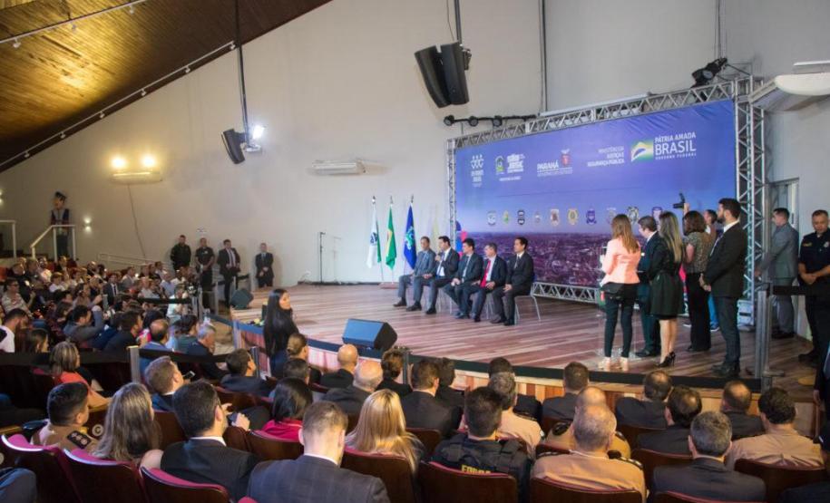 Agenda do ministro Sérgio Moro é acompanhada pelo Comando-Geral da PM, em São José dos Pinhais