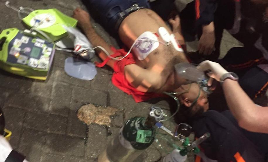 Homemsofre infarto na rua e é socorrido por policiais militares em Curitiba