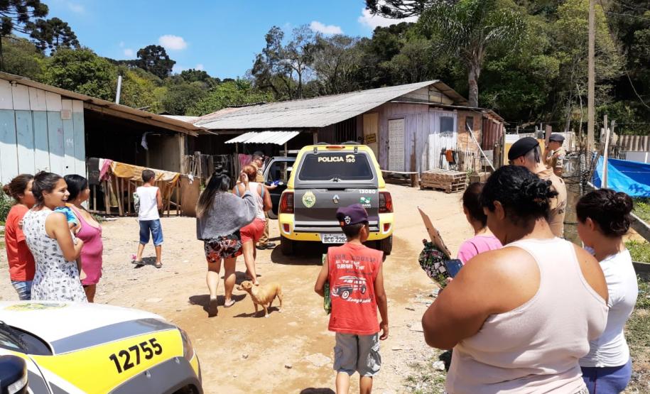 PM visita bairros de Curitiba para a entrega de mais de 500 brinquedos em comemoração ao Dia das Crianças