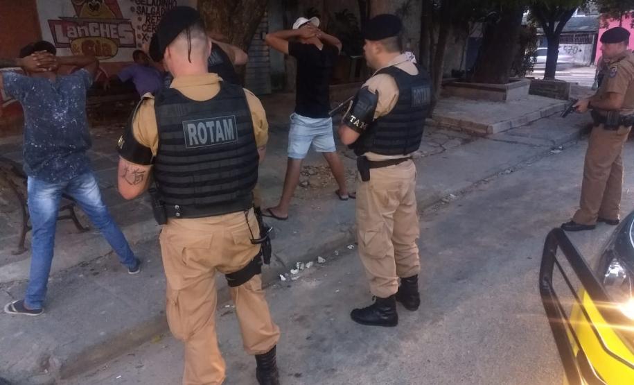 Mais de 900 pessoas são abordadas e 14 acabam encaminhadas durante a Operação Todos Por Um