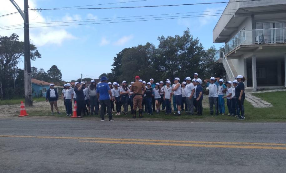 BPRv participa do projeto Escolas Lindeiras no Litoraldo estado