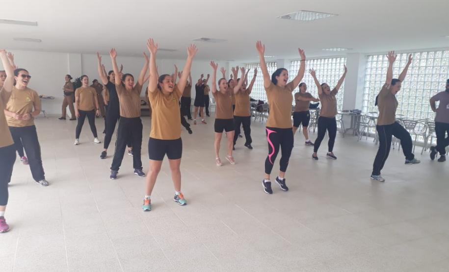 Outubro Rosa reúne policiais militares do 9º BPM no Litoral do Estado