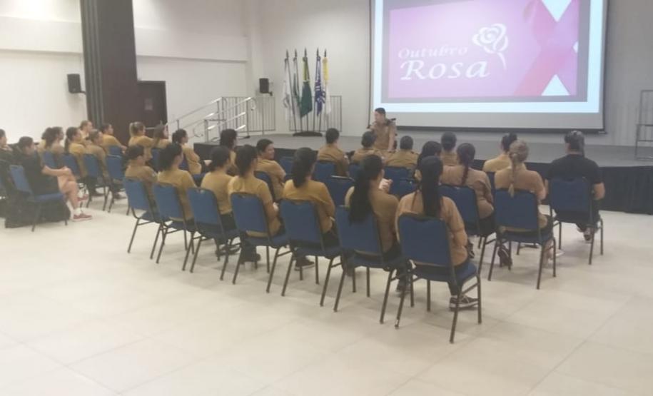 Outubro Rosa reúne policiais militares do 9º BPM no Litoral do Estado