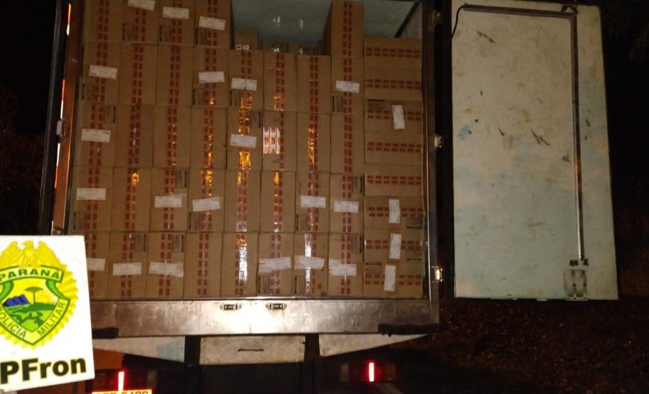 BPFron apreende seis quilos de maconha e carga avaliada em pouco mais de R$ 1,9 milhões no Interior do Paraná