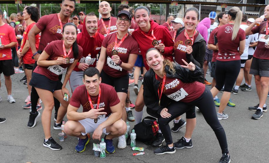 Mais de 1,3 mil atletas participam da 4ª Corrida do Fogo em Curitiba