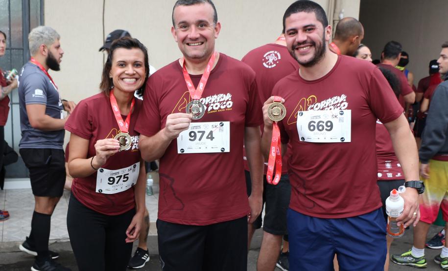 Mais de 1,3 mil atletas participam da 4ª Corrida do Fogo em Curitiba