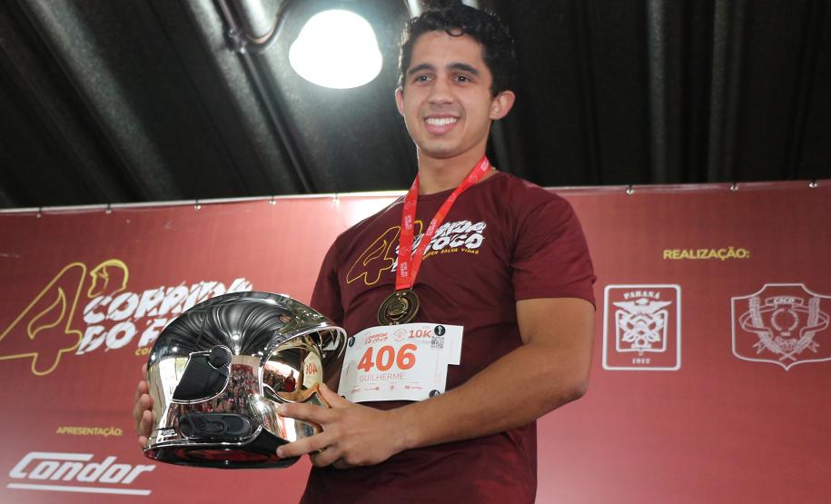 Mais de 1,3 mil atletas participam da 4ª Corrida do Fogo em Curitiba