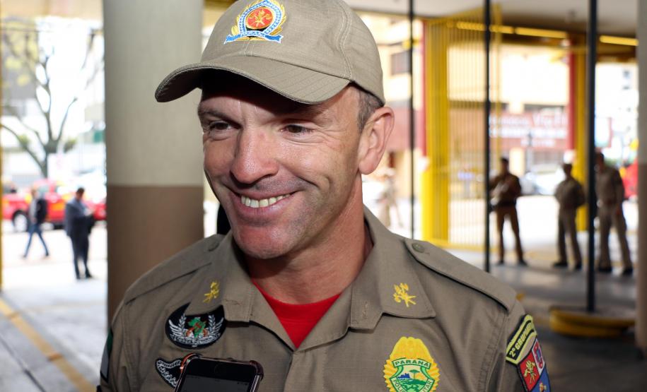 Corpo de Bombeiros do Paraná comemora 107 anos com entrega de medalhas e homenagens em Curitiba, na Capital do estado