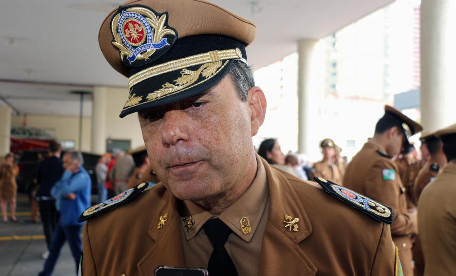 Corpo de Bombeiros do Paraná comemora 107 anos com entrega de medalhas e homenagens em Curitiba, na Capital do estado