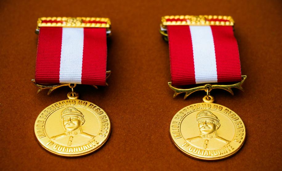 Corpo de Bombeiros do Paraná comemora 107 anos com entrega de medalhas e homenagens em Curitiba, na Capital do estado