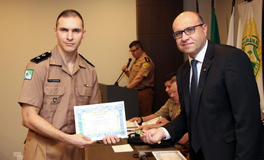 PM forma 24 oficiais no Curso de Defesa Pessoal 2019 em Curitiba