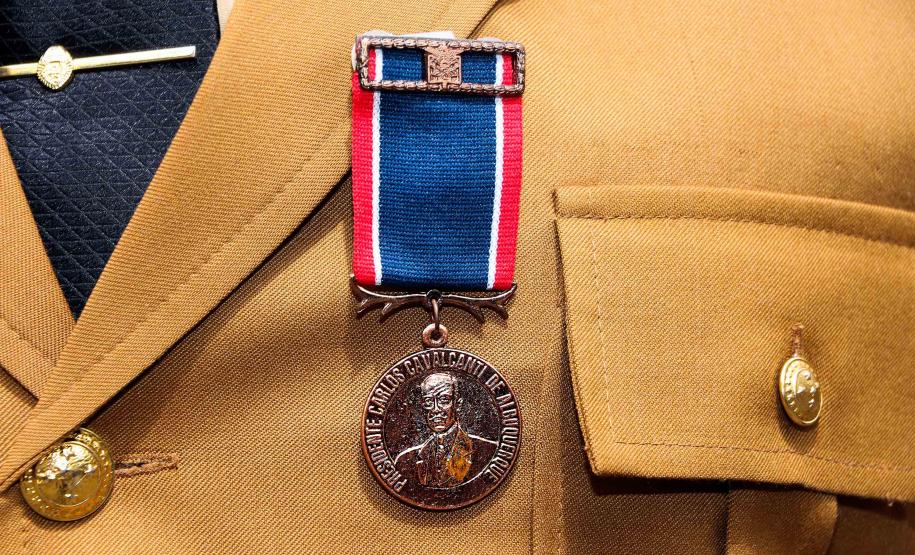 Corpo de Bombeiros do Paraná comemora 107 anos com entrega de medalhas e homenagens em Curitiba, na Capital do estado