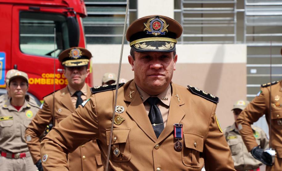 Corpo de Bombeiros do Paraná comemora 107 anos com entrega de medalhas e homenagens em Curitiba, na Capital do estado