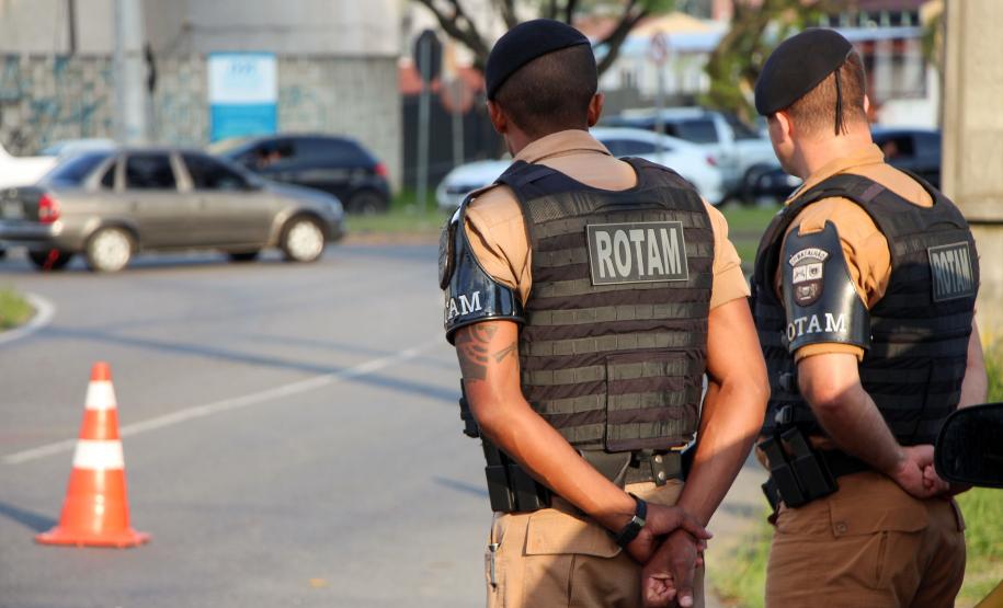 Força-tarefa do projeto Em Frente Brasil mobiliza 150 policiais para operação em São José dos Pinhais (PR)