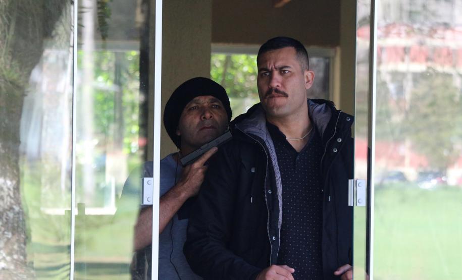 Curso de Primeira Intervenção em Crises da PM faz atividade simulada na APMG, em São José dos Pinhais (RMC)