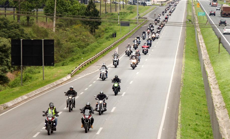 Em alusão ao 9º aniversário, BOPE promove o 3º Passeio Motociclístico e reúne mais de 500 participantes em São José dos Pinhais (RMC)