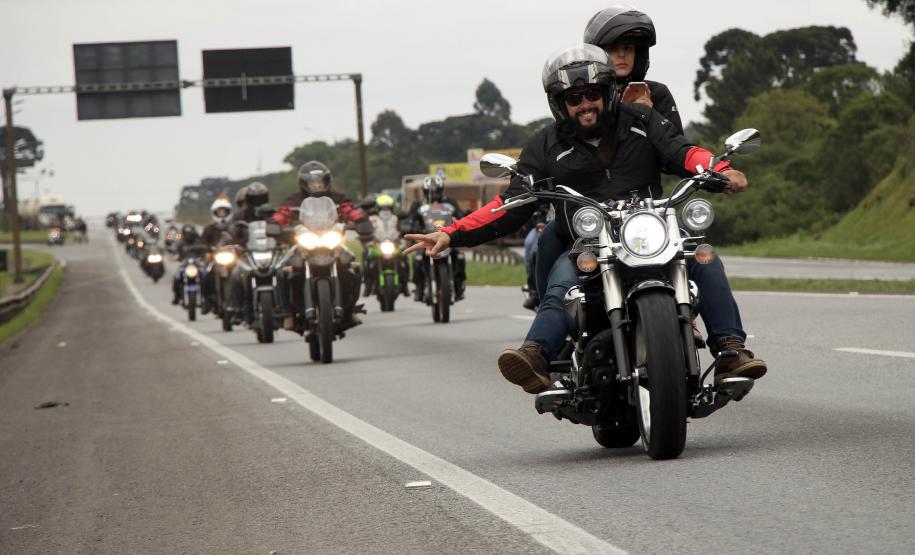 Em alusão ao 9º aniversário, BOPE promove o 3º Passeio Motociclístico e reúne mais de 500 participantes em São José dos Pinhais (RMC)