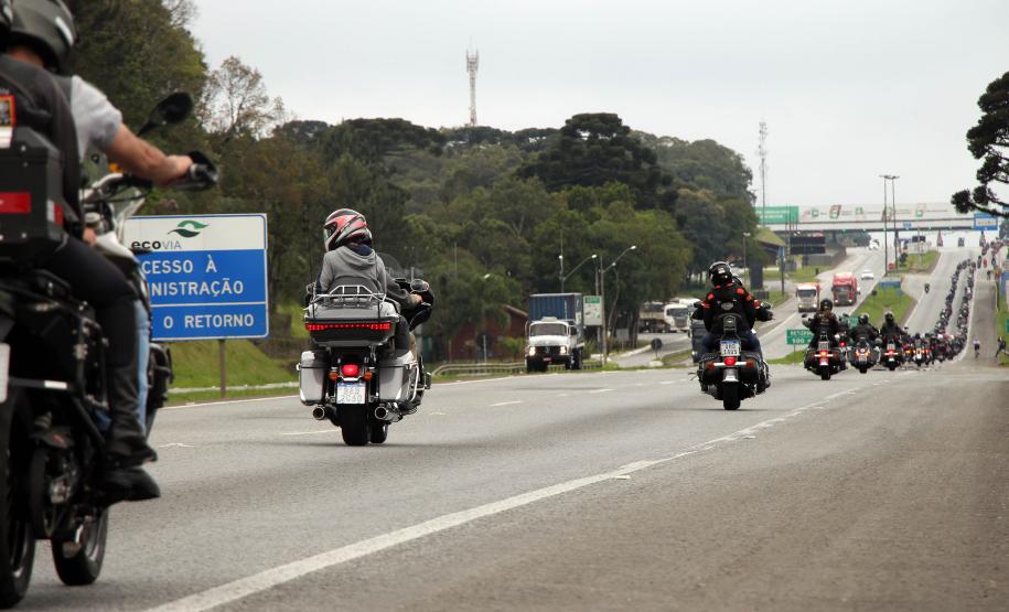 Em alusão ao 9º aniversário, BOPE promove o 3º Passeio Motociclístico e reúne mais de 500 participantes em São José dos Pinhais (RMC)