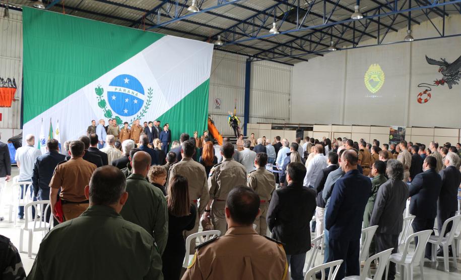 BPMOA recebe novo comandante em solenidade conduzida no aeroporto Bacacheri, em Curitiba