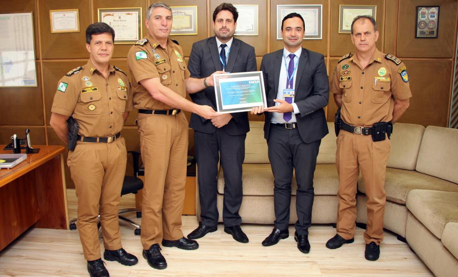 Representante da Caixa visita Quartel do Comando-Geral e agradece empenho da Corporação após desfecho de roubo a banco