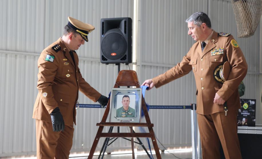 BPMOA recebe novo comandante em solenidade conduzida no aeroporto Bacacheri, em Curitiba