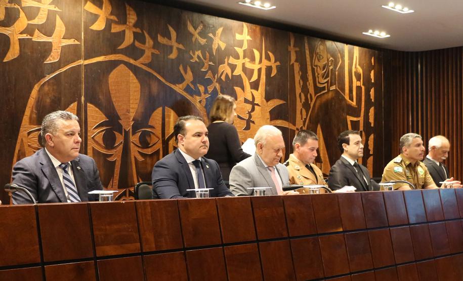 Oficiais da Polícia Militar e do Corpo de Bombeiros participam do II Curso de Assessoria Parlamentar