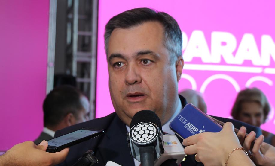 Polícia Militar e Corpo de Bombeiros participam de cerimônia de abertura do Paraná Rosa em Curitiba