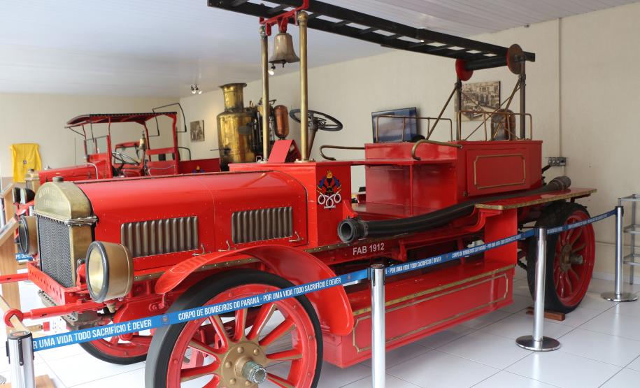 Corpo de Bombeiros inaugura o Centro Histórico e promove encontro da Velha Guarda em comemoração aos 107 anos da Corporação