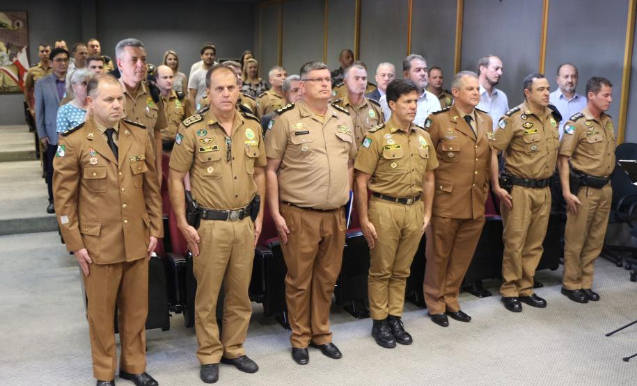 Diretoria de Desenvolvimento Tecnológico e Qualidade recebe novo chefe durante solenidade em Curitiba