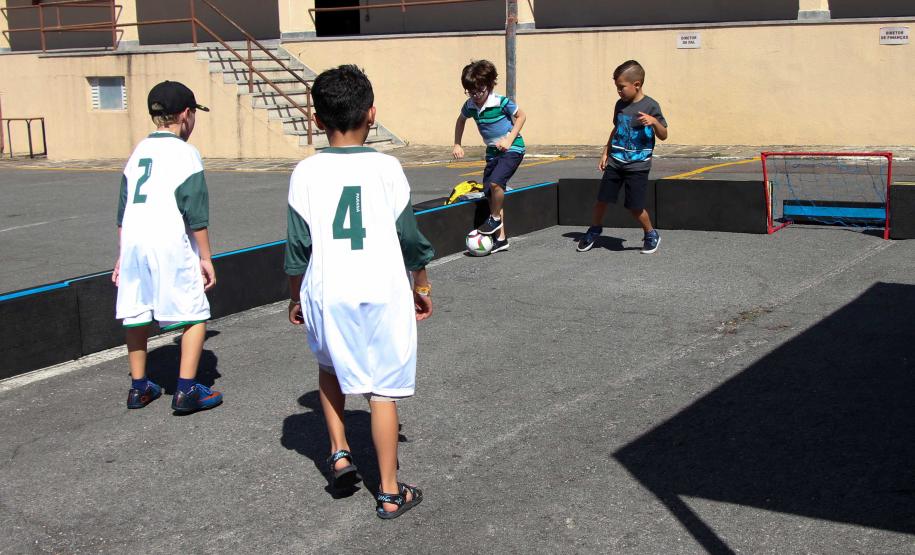 Dia das Crianças da PM no Quartel do Comando-Geral leva alegria, brincadeiras e brindes para 700 crianças