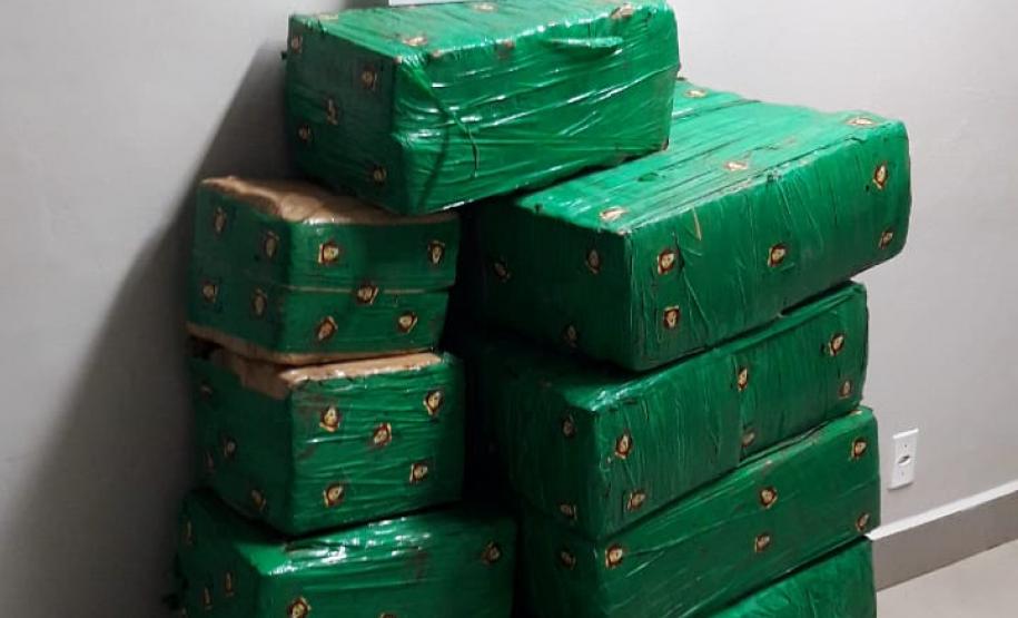 Caminhonete com quase 280 quilos de maconha é apreendida pelo BPFron no Oeste do estado